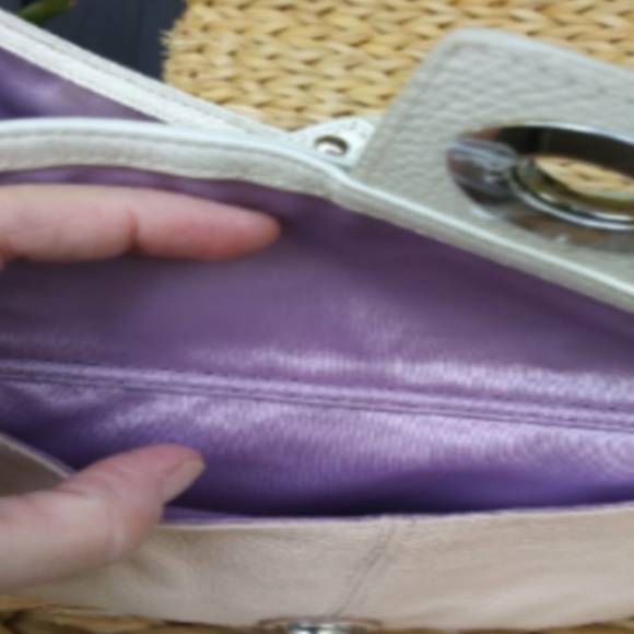 Wow EUC Coach Penolope purse/wallet ser - Picture 7 of 8